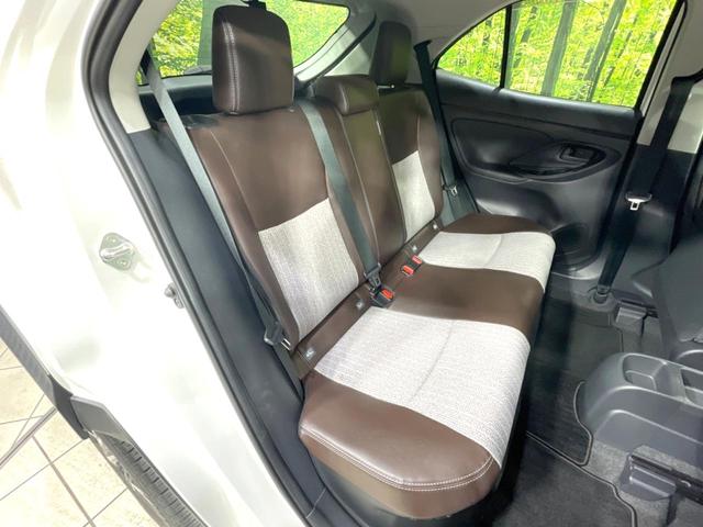 ヤリスクロス ハイブリッドＺ　禁煙車　純正８型ナビ　全周囲カメラ　セーフティセンス　ドラレコ　ビルトインＥＴＣ　レーダークルーズ　電動リアゲート　ハーフレザーシート　シートヒーター　パワーシート　コーナーセンサー　スマートキー（9枚目）