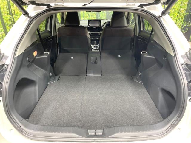 ヤリスクロス ハイブリッドＺ　禁煙車　純正８型ナビ　全周囲カメラ　セーフティセンス　ドラレコ　ビルトインＥＴＣ　レーダークルーズ　電動リアゲート　ハーフレザーシート　シートヒーター　パワーシート　コーナーセンサー　スマートキー（10枚目）