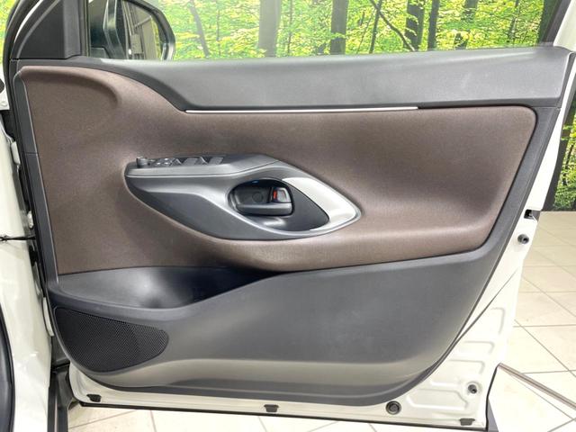 ヤリスクロス ハイブリッドＺ　禁煙車　純正８型ナビ　全周囲カメラ　セーフティセンス　ドラレコ　ビルトインＥＴＣ　レーダークルーズ　電動リアゲート　ハーフレザーシート　シートヒーター　パワーシート　コーナーセンサー　スマートキー（66枚目）