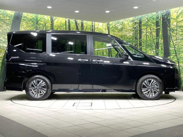 セレナ ハイウェイスターＶ　プロパイロット　両側電動ドア　バックカメラ　衝突軽減　ドラレコ　ＥＴＣ　ブラインドスポットモニター　ナビ　禁煙車　バックカメラ　ＬＥＤヘッド　純正１６インチアルミ　オートハイビーム　オートライト（31枚目）