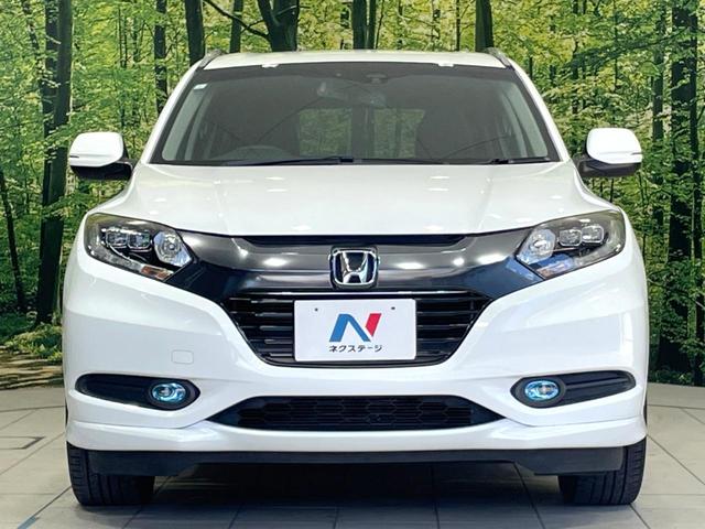 ヴェゼル ハイブリッドＺ　禁煙車　ＳＤナビ　バックカメラ　衝突軽減　ビルトインＥＴＣ　ハーフレザーシート　シートヒーター　スマートキー　ＬＥＤヘッド　クルコン　フルセグ　Ｂｌｕｅｔｏｏｔｈ　純正１７インチアルミ　オートライト（14枚目）