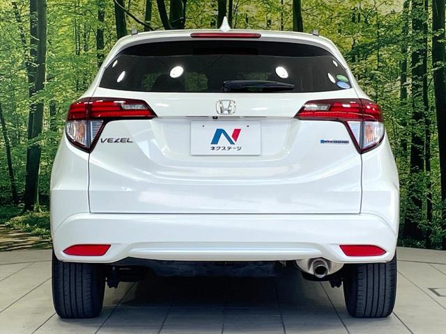 ヴェゼル ハイブリッドＺ　禁煙車　ＳＤナビ　バックカメラ　衝突軽減　ビルトインＥＴＣ　ハーフレザーシート　シートヒーター　スマートキー　ＬＥＤヘッド　クルコン　フルセグ　Ｂｌｕｅｔｏｏｔｈ　純正１７インチアルミ　オートライト（15枚目）