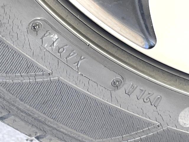 ヴェゼル ハイブリッドＺ　禁煙車　ＳＤナビ　バックカメラ　衝突軽減　ビルトインＥＴＣ　ハーフレザーシート　シートヒーター　スマートキー　ＬＥＤヘッド　クルコン　フルセグ　Ｂｌｕｅｔｏｏｔｈ　純正１７インチアルミ　オートライト（27枚目）