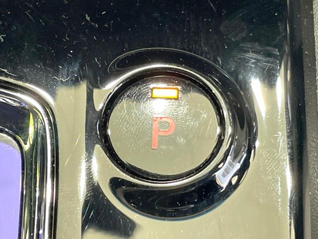 ヴェゼル ハイブリッドＺ　禁煙車　ＳＤナビ　バックカメラ　衝突軽減　ビルトインＥＴＣ　ハーフレザーシート　シートヒーター　スマートキー　ＬＥＤヘッド　クルコン　フルセグ　Ｂｌｕｅｔｏｏｔｈ　純正１７インチアルミ　オートライト（33枚目）