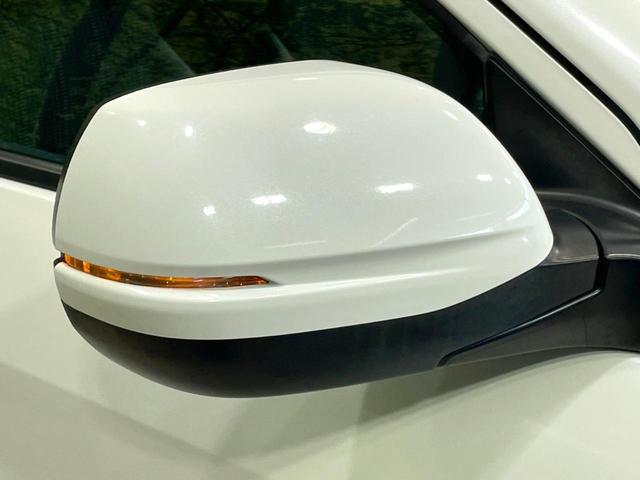 ヴェゼル ハイブリッドＺ　禁煙車　ＳＤナビ　バックカメラ　衝突軽減　ビルトインＥＴＣ　ハーフレザーシート　シートヒーター　スマートキー　ＬＥＤヘッド　クルコン　フルセグ　Ｂｌｕｅｔｏｏｔｈ　純正１７インチアルミ　オートライト（54枚目）