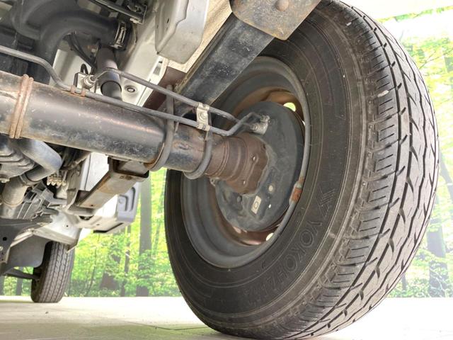 ハイゼットトラック スタンダード　禁煙車　純正オーディオ　ドアバイザー　パワーステアリング　衝突安全ボディ　ヘッドライトレベライザー　３方開荷台　荷台ステップ（20枚目）