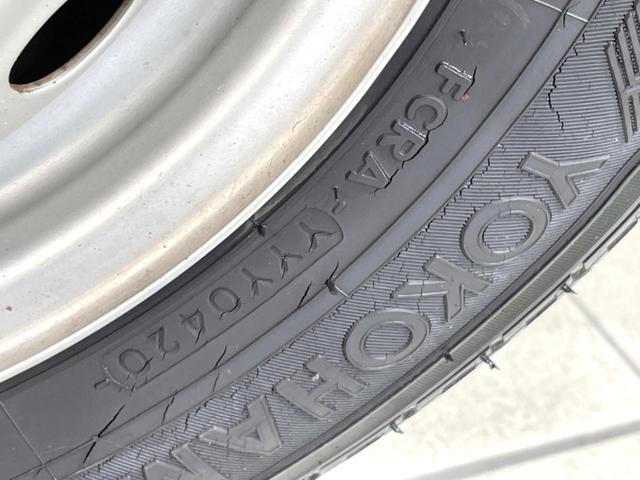 ハイゼットトラック スタンダード　禁煙車　純正オーディオ　ドアバイザー　パワーステアリング　衝突安全ボディ　ヘッドライトレベライザー　３方開荷台　荷台ステップ（26枚目）