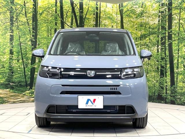 フリード エアー 登録済未使用車 両側電動ドア バックカメラ ホンダセンシング 8型ディスプレイ アダプティブクルーズ コーナーセンサー スマートキー LEDヘッド オートハイビーム オートエアコン Bluetooth(15枚目)