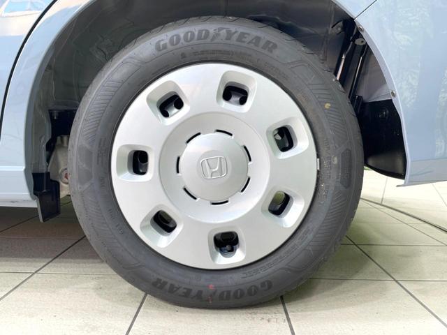 フリード エアー 登録済未使用車 両側電動ドア バックカメラ ホンダセンシング 8型ディスプレイ アダプティブクルーズ コーナーセンサー スマートキー LEDヘッド オートハイビーム オートエアコン Bluetooth(24枚目)