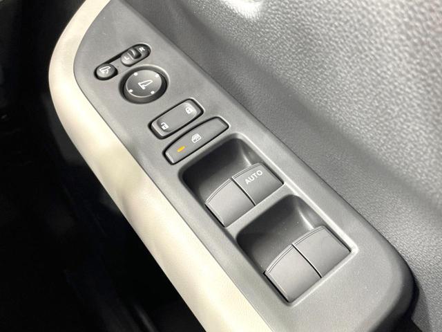 フリード エアー 登録済未使用車 両側電動ドア バックカメラ ホンダセンシング 8型ディスプレイ アダプティブクルーズ コーナーセンサー スマートキー LEDヘッド オートハイビーム オートエアコン Bluetooth(32枚目)