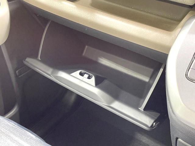 フリード エアー 登録済未使用車 両側電動ドア バックカメラ ホンダセンシング 8型ディスプレイ アダプティブクルーズ コーナーセンサー スマートキー LEDヘッド オートハイビーム オートエアコン Bluetooth(49枚目)