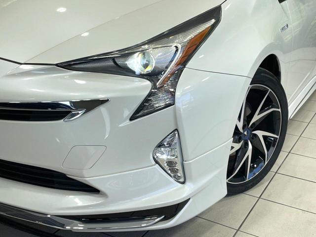 プリウス Sツーリングセレクション 禁煙車 モデリスタ 純正9型ナビ バックカメラ セーフティセンス ドラレコ ETC2.0 フルセグ レーダークルーズ レザー調シート シートヒーター スマートキー LEDヘッド 純正17インチアルミ(12枚目)