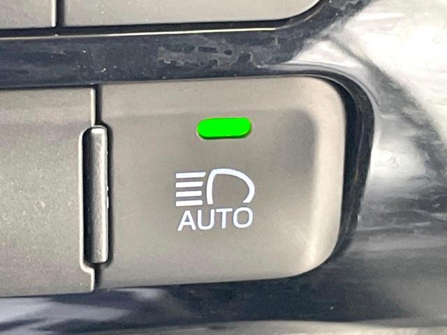 プリウス Sツーリングセレクション 禁煙車 モデリスタ 純正9型ナビ バックカメラ セーフティセンス ドラレコ ETC2.0 フルセグ レーダークルーズ レザー調シート シートヒーター スマートキー LEDヘッド 純正17インチアルミ(45枚目)