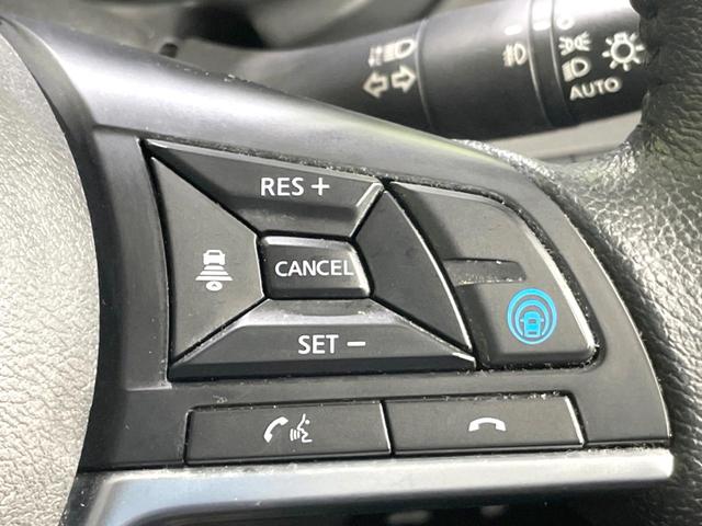 キックス X 禁煙車 プロパイロット 純正ナビ 全周囲カメラ 衝突軽減 ビルトインETC コーナーセンサー スマートキー LEDヘッド 純正17インチアルミ オートハイビーム オートライト オートエアコン(3枚目)