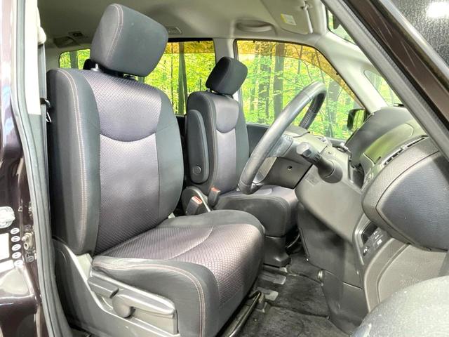 セレナ ハイウェイスター Jパッケージ 禁煙車 両側電動ドア 純正ナビ 後席モニター バックカメラ ビルトインETC スマートキー HIDヘッド クルコン 純正16インチアルミ オートライト オートエアコン Bluetooth CD(8枚目)