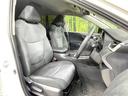 RAV4 X 禁煙車 衝突軽減 純正ディスプレイ ドラレコ ETC レーダークルーズ コーナーセンサー 車線逸脱警報 踏み間違い防止装置 LEDヘッド オートライト オートエアコン スマートキー 電動格納ミラー(8枚目)