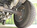 スタンダード　禁煙車　純正オーディオ　ドアバイザー　パワーステアリング　衝突安全ボディ　ヘッドライトレベライザー　３方開荷台　荷台ステップ（20枚目）