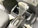 スタンダード　禁煙車　純正オーディオ　ドアバイザー　パワーステアリング　衝突安全ボディ　ヘッドライトレベライザー　３方開荷台　荷台ステップ（43枚目）