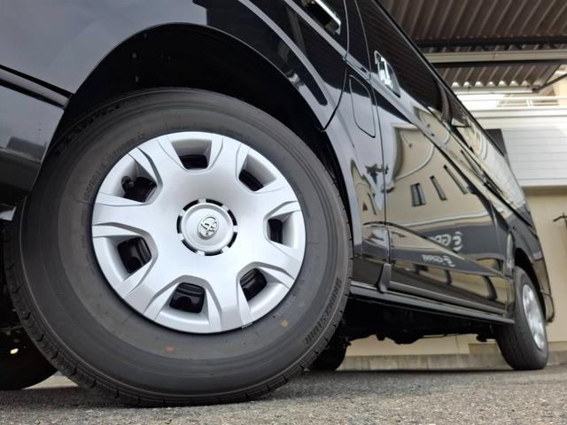 ハイエースワゴン ＧＬ　４ＷＤ／登録済未使用車／４列１０人乗り／パノラミックビューモニター／デジタルインナーミラー／パワースライドドア（13枚目）