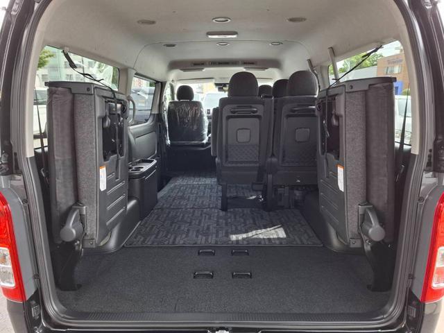 ハイエースワゴン ＧＬ　４ＷＤ／登録済未使用車／４列１０人乗り／パノラミックビューモニター／デジタルインナーミラー／パワースライドドア（20枚目）