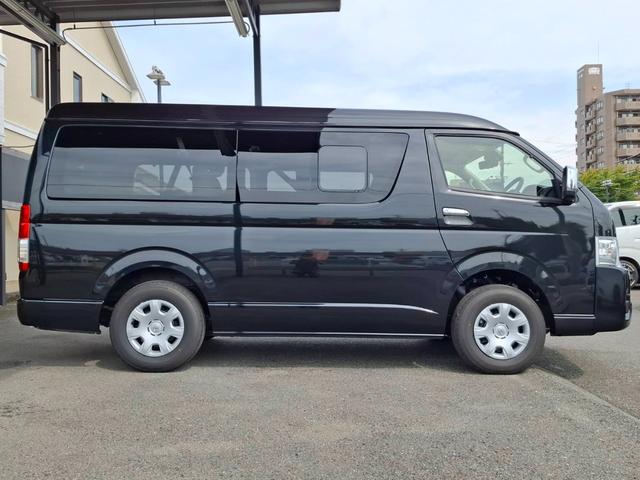 ハイエースワゴン ＧＬ　４ＷＤ／登録済未使用車／４列１０人乗り／パノラミックビューモニター／デジタルインナーミラー／パワースライドドア（24枚目）