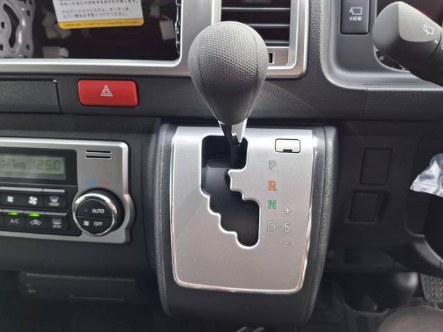 ハイエースワゴン ＧＬ　４ＷＤ／登録済未使用車／４列１０人乗り／パノラミックビューモニター／デジタルインナーミラー／パワースライドドア（51枚目）