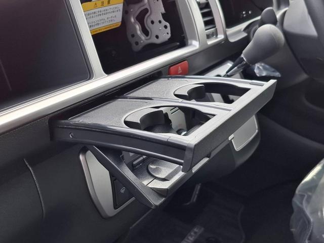 ハイエースワゴン ＧＬ　４ＷＤ／登録済未使用車／４列１０人乗り／パノラミックビューモニター／デジタルインナーミラー／パワースライドドア（52枚目）