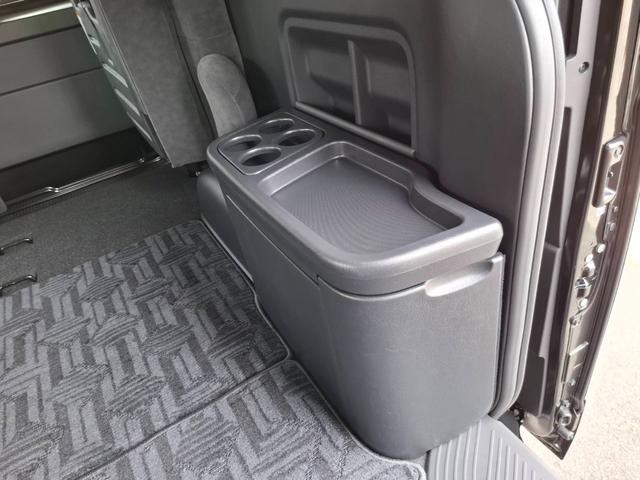 ハイエースワゴン ＧＬ　４ＷＤ／登録済未使用車／４列１０人乗り／パノラミックビューモニター／デジタルインナーミラー／パワースライドドア（58枚目）