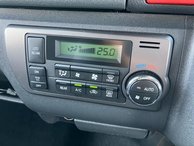 ハイエースバン スーパーＧＬ　ダークプライム　パナソニック大型ナビＴＶ／ベッドキット／バックモニター／ＥＴＣ車載器／社外エアロ／社外１７ｉｎアルミ／ローダウン／ＬＥＤヘッドライト／スマートキー＆プッシュスタート／サイドバイザー／社外ショック（48枚目）