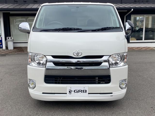 ハイエースバン ロングスーパーＧＬ　ローダウン／コブラエアロ／社外アルミ／ＧＲ８シートカバー／ナビＴＶ／ＥＴＣ車載器／フリップダウンモニター／ＬＥＤテールランプ／スマートキー＆プッシュスタート／ＡＣ１００Ｖ電源／ＬＥＤヘッドライト（20枚目）