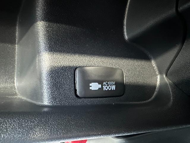 ハイエースバン スーパーGL ダークプライムII ナビTV/Bカメラ/パワスラ/ベッドキット/GR8オリジナルセンターコンソール/LEDヘッドライト/スマートキー(20枚目)