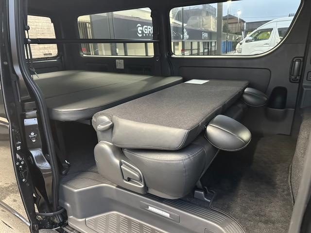 ハイエースバン スーパーGL ダークプライムII ナビTV/Bカメラ/パワスラ/ベッドキット/GR8オリジナルセンターコンソール/LEDヘッドライト/スマートキー(54枚目)