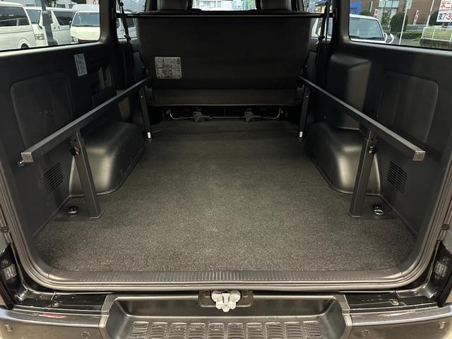 ハイエースバン スーパーGL ダークプライムII ナビTV/Bカメラ/パワスラ/ベッドキット/GR8オリジナルセンターコンソール/LEDヘッドライト/スマートキー(58枚目)