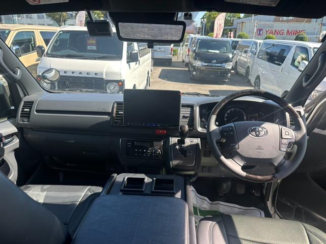 ハイエースバン スーパーGL ダークプライムII BIG-Xナビ/全方位カメラ/デジタルインナミラー/両側パワスラ/ベッドキット/GR8コンソール/天吊りモニター(14枚目)