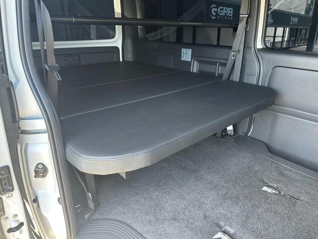 ハイエースバン スーパーGL ダークプライムII BIG-Xナビ/全方位カメラ/デジタルインナミラー/両側パワスラ/ベッドキット/GR8コンソール/天吊りモニター(58枚目)