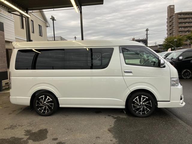 ハイエースワゴン GL 4WD/BIG-Xナビ/Bカメラ/天吊りモニタ/4列10人乗/社外アルミ/スマートキー/パワスラ/ベッドキット(24枚目)