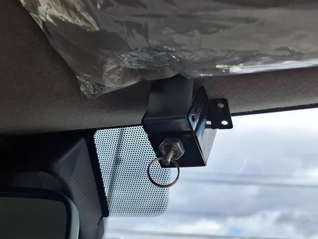 ハイエースワゴン GL 4WD/BIG-Xナビ/Bカメラ/天吊りモニタ/4列10人乗/社外アルミ/スマートキー/パワスラ/ベッドキット(50枚目)