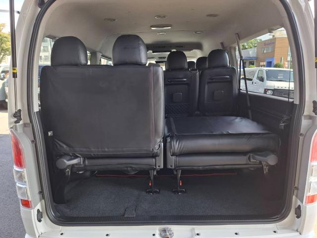 ハイエースワゴン GL 4WD/BIG-Xナビ/Bカメラ/天吊りモニタ/4列10人乗/社外アルミ/スマートキー/パワスラ/ベッドキット(59枚目)