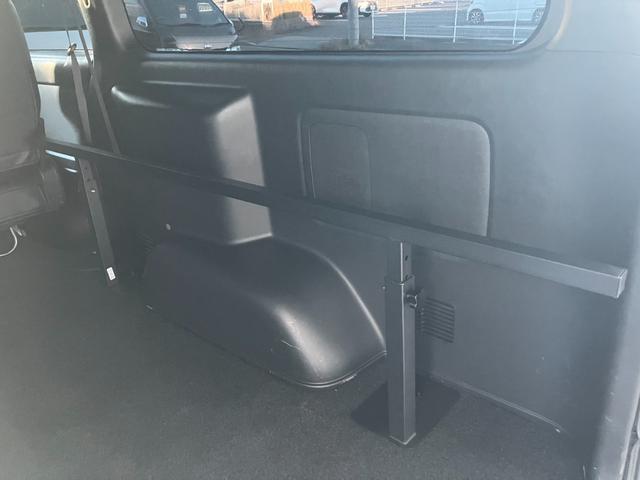 ハイエースバン スーパーGL ダークプライムII BIG-XナビTV/全方位カメラ/デジタルインナーミラー/社外アルミ/フロントエアロ/ベッドキット/両側パワスラ(57枚目)