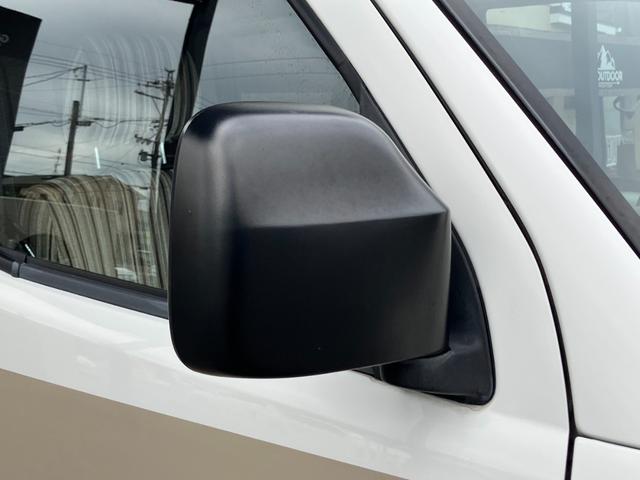 タウンエースバン GL アルトピアーノキャンパー/10inディスプレイオーディオ/ETC/バックモニター/キーレスエントリー/ネッドキット/サブバッテリー/外部電源/社外アルミ/テーブル/Wエアバック/両側スライドドア(27枚目)