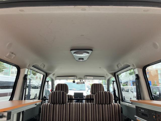 タウンエースバン GL アルトピアーノキャンパー/10inディスプレイオーディオ/ETC/バックモニター/キーレスエントリー/ネッドキット/サブバッテリー/外部電源/社外アルミ/テーブル/Wエアバック/両側スライドドア(59枚目)