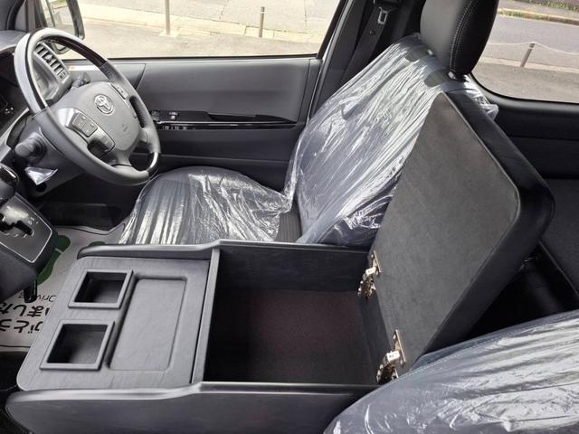 TOYOTA HIACE VAN LONG SUPER GL DARK PRIME S