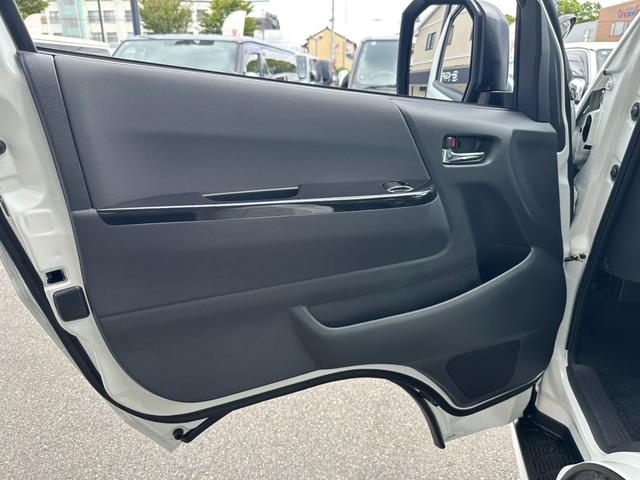 TOYOTA HIACE VAN LONG SUPER GL DARK PRIME S