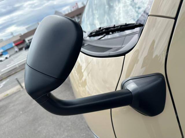 ハイエースバン ロングスーパーGL アースカラーパッケージ/パノラミックビューモニタ/デジタルインナーミラー/両側パワースライドドア/スマートキー&プッシュスタート/LEDヘッドライト/トヨタセーフティセンス/純正オプションアルミ(25枚目)