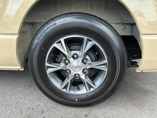 ハイエースバン ロングスーパーGL アースカラーパッケージ/パノラミックビューモニタ/デジタルインナーミラー/両側パワースライドドア/スマートキー&プッシュスタート/LEDヘッドライト/トヨタセーフティセンス/純正オプションアルミ(40枚目)
