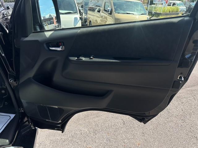 ハイエースワゴン GL 登録済未使用/4列10人乗り/全方位カメラ/スマートキ&プッシュS/パワスラ/セーフティーセンス/デジタルミラー(42枚目)