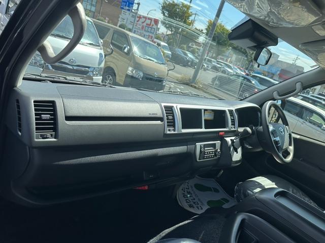 ハイエースワゴン GL 登録済未使用/4列10人乗り/全方位カメラ/スマートキ&プッシュS/パワスラ/セーフティーセンス/デジタルミラー(43枚目)