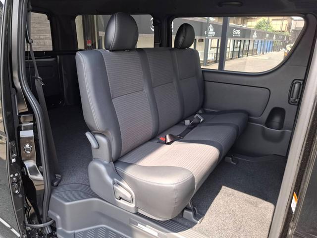 ハイエースバン ロングスーパーGL ダークプライムS 4WD/ダークプライムS/パワースライドドア/パノラミックビューモニター/デジタルインナーミラー/コーナーソナー(17枚目)