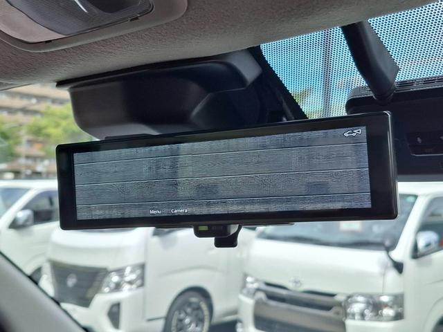 キャラバン ロングプレミアムＧＸ　４ＷＤ／寒冷地仕様／ＢＩＧ－Ｘナビ／全方位カメラ／デジタルミラー／社外アルミ／パワースライドドア／ベッドキット／ＬＥＤヘッドライト／スマートキー／コーナーセンサー／サイドバイザー／シートヒーター（19枚目）