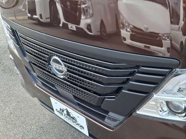 キャラバン ロングプレミアムＧＸ　４ＷＤ／寒冷地仕様／ＢＩＧ－Ｘナビ／全方位カメラ／デジタルミラー／社外アルミ／パワースライドドア／ベッドキット／ＬＥＤヘッドライト／スマートキー／コーナーセンサー／サイドバイザー／シートヒーター（29枚目）